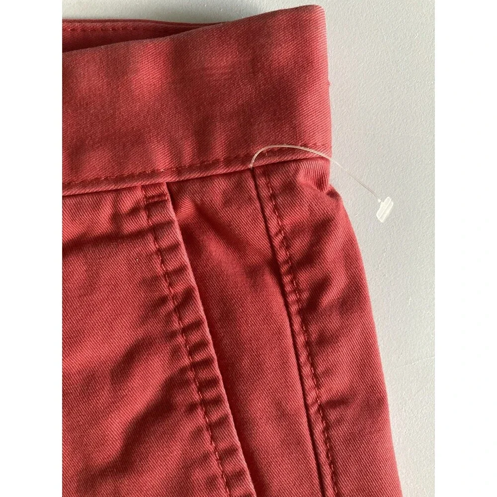 Gap Classic Gap Khakis Men’s Shorts Red NWOTS Cotton New Excellent Condition